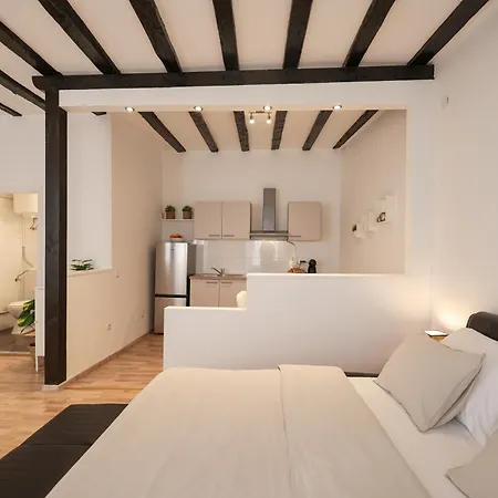 Lejlighed Kalelarga *