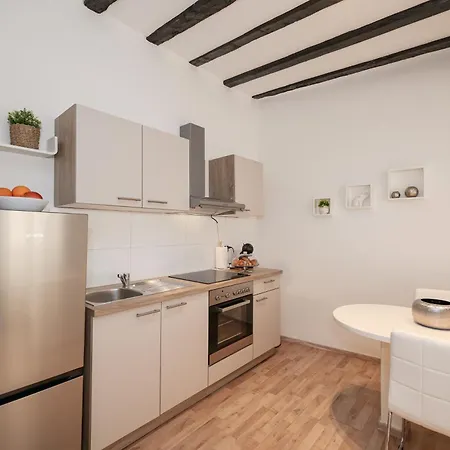 Apartment Kalelarga
