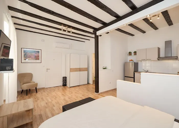 Kalelarga Appartement *